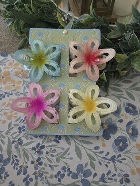 Piper Pastel Flower Hair Clips - Set of 4 (Blue, Pink, Peach, Cream)